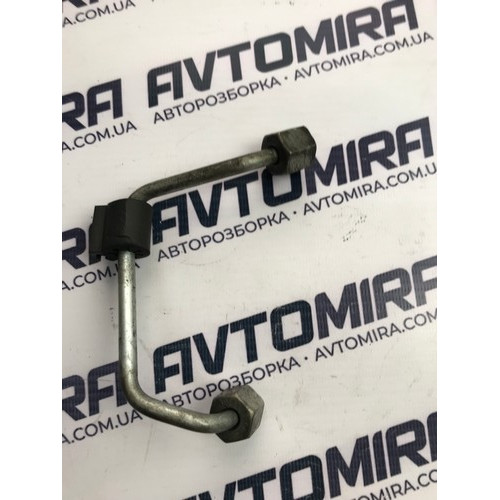 Паливна трубка VW Passat B6 2.0TDI 2005-2010 03L130301